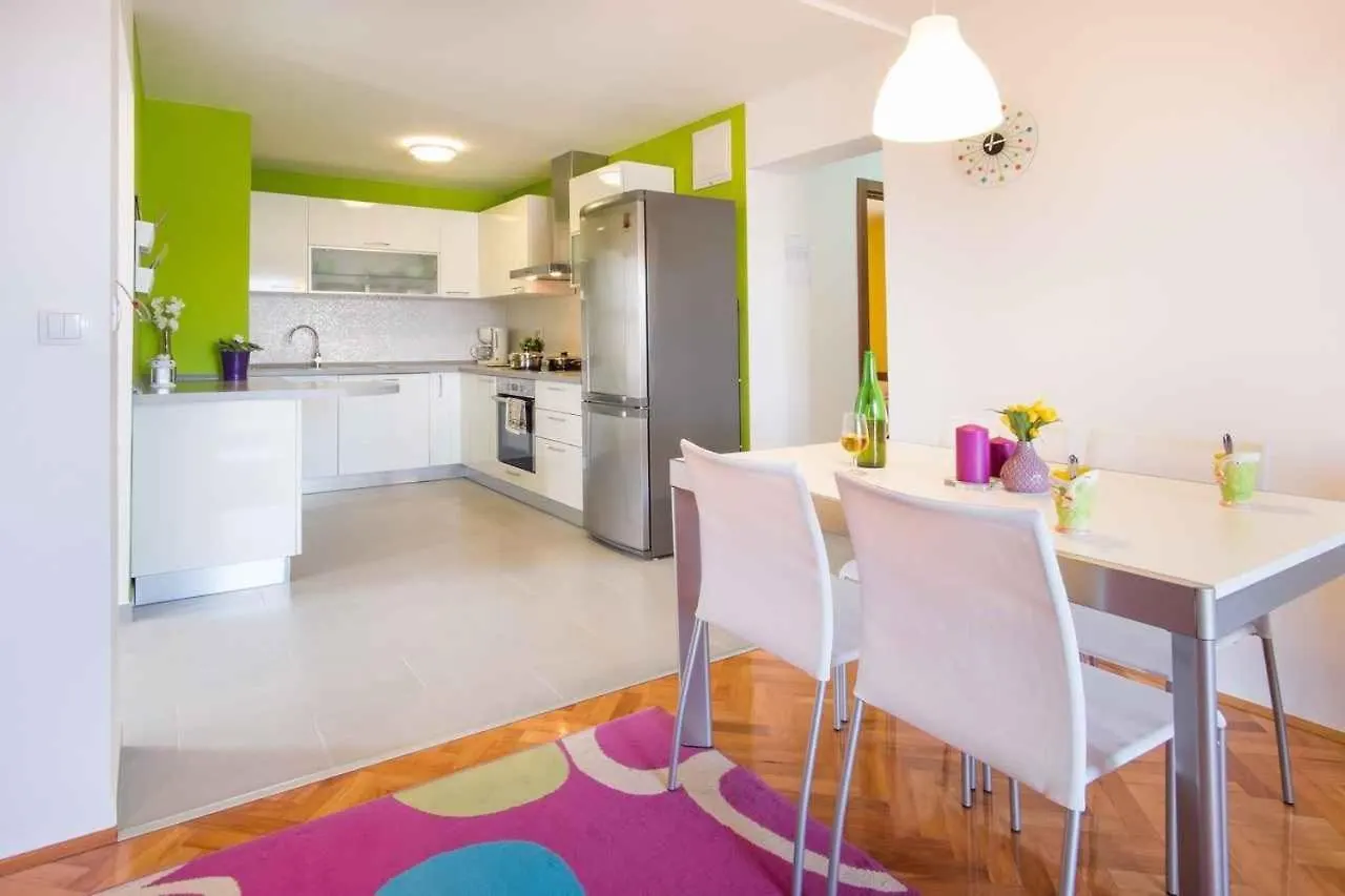 Apartments In Vrbnik/Insel Krk 36002 Croatia